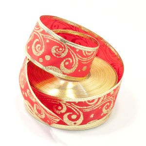 Лента атласная новогодняя красная, орнамент с глеттером, 3,8 см золотого цвета