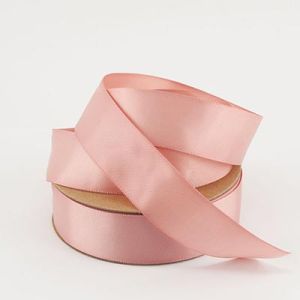 Лента атласная, двухсторонняя 2,5 см, 23 м. пастельно-бежевая
