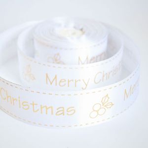 Лента атласная новогодняя "Merry Christmas ягодка" 4,0 см. 22,5 м. белая