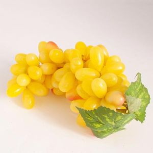 Виноград кишмиш жовтий