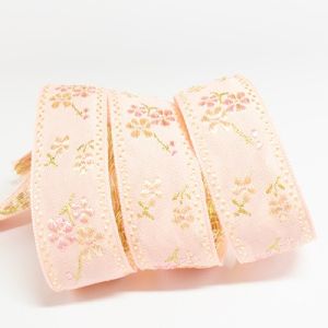 Жаккардовая лента 2,5 см №827 цветочки на персиковом