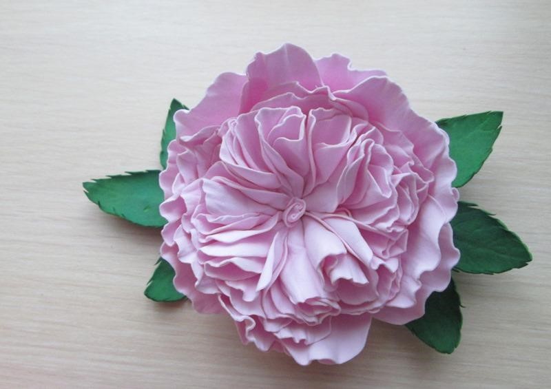 Пионовидной роза из фоамирана